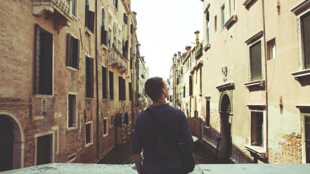 Italian Men: The Unofficial Guide for Wives and Girlfriends