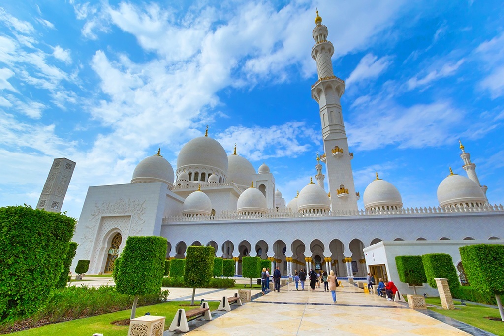 abu dhabi tourist places free